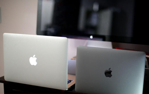 發(fā)光Logo的MacBook和不帶發(fā)光Logo的MacBook（圖片來歷網(wǎng)絡）