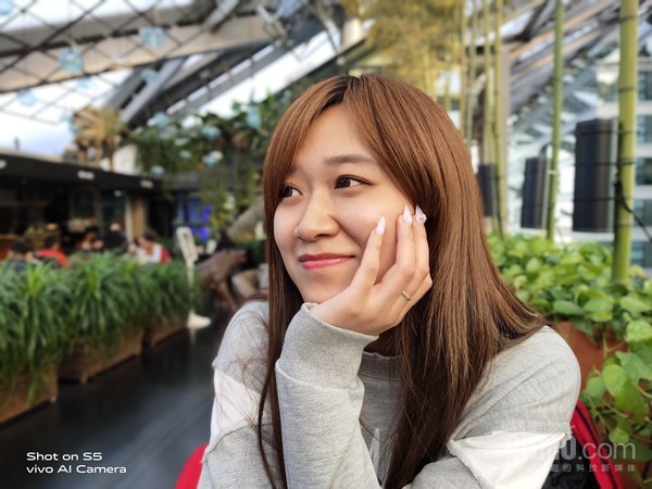 細數(shù)vivo的“愛美”之路 勇于表現(xiàn)自我其實就這么簡略